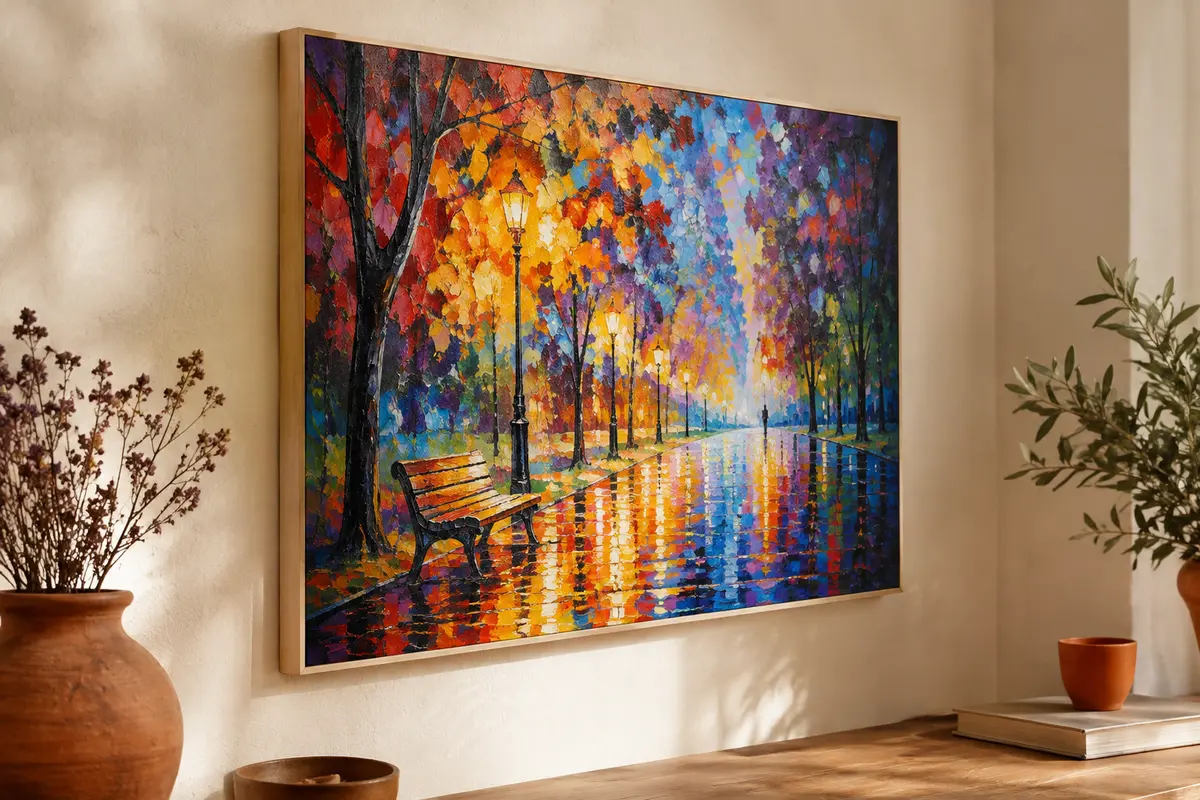 Tableau abstrait coloré de Leonid Afremov sur toile, monté sur un cadre en pin et présenté sur un mur crème.